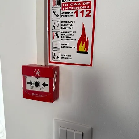2 Curte Parcare Privata Centru