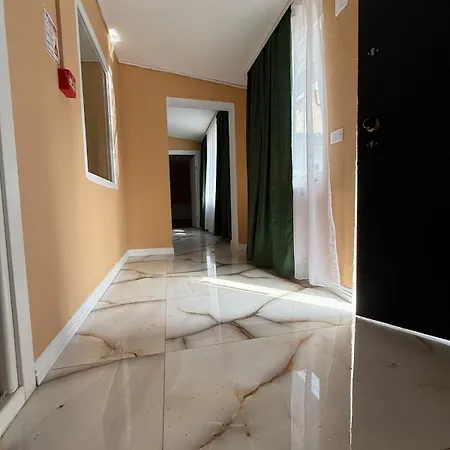 2 Curte Parcare Privata Centru * Craiova